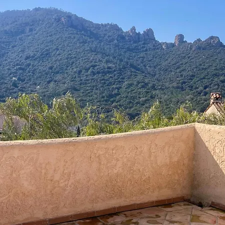 For 7 Guests With Private Pool And Hot Tub Near Cannes Willa Fréjus